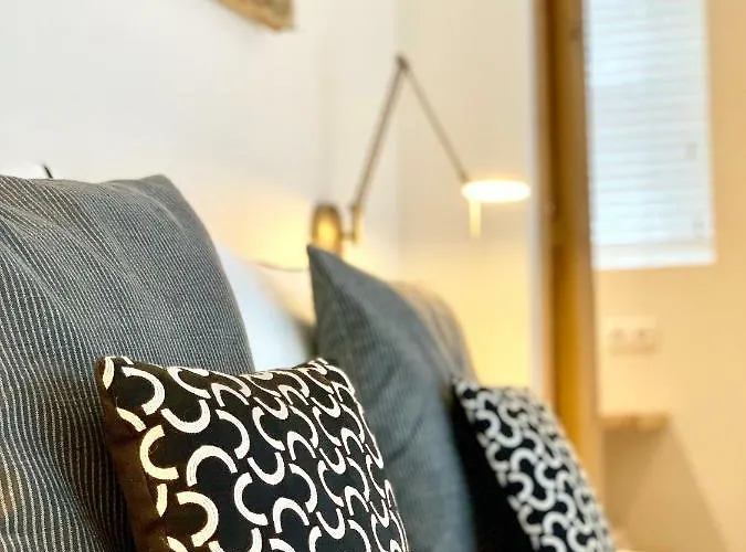 Bed & Breakfast Karakter 4*