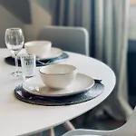 Bed & Breakfast Karakter Den Dungen